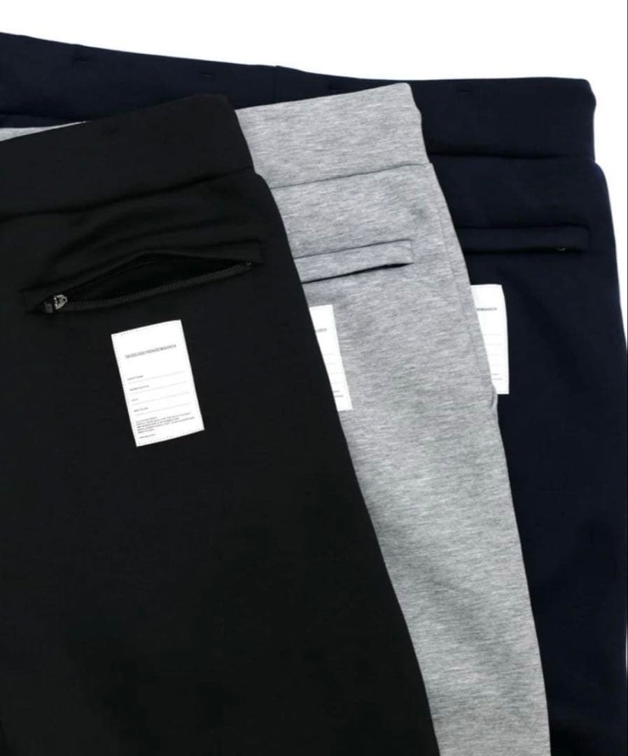 ゴールドゴルフロッカーズ ブラック フード付きジャケットとパンツセット