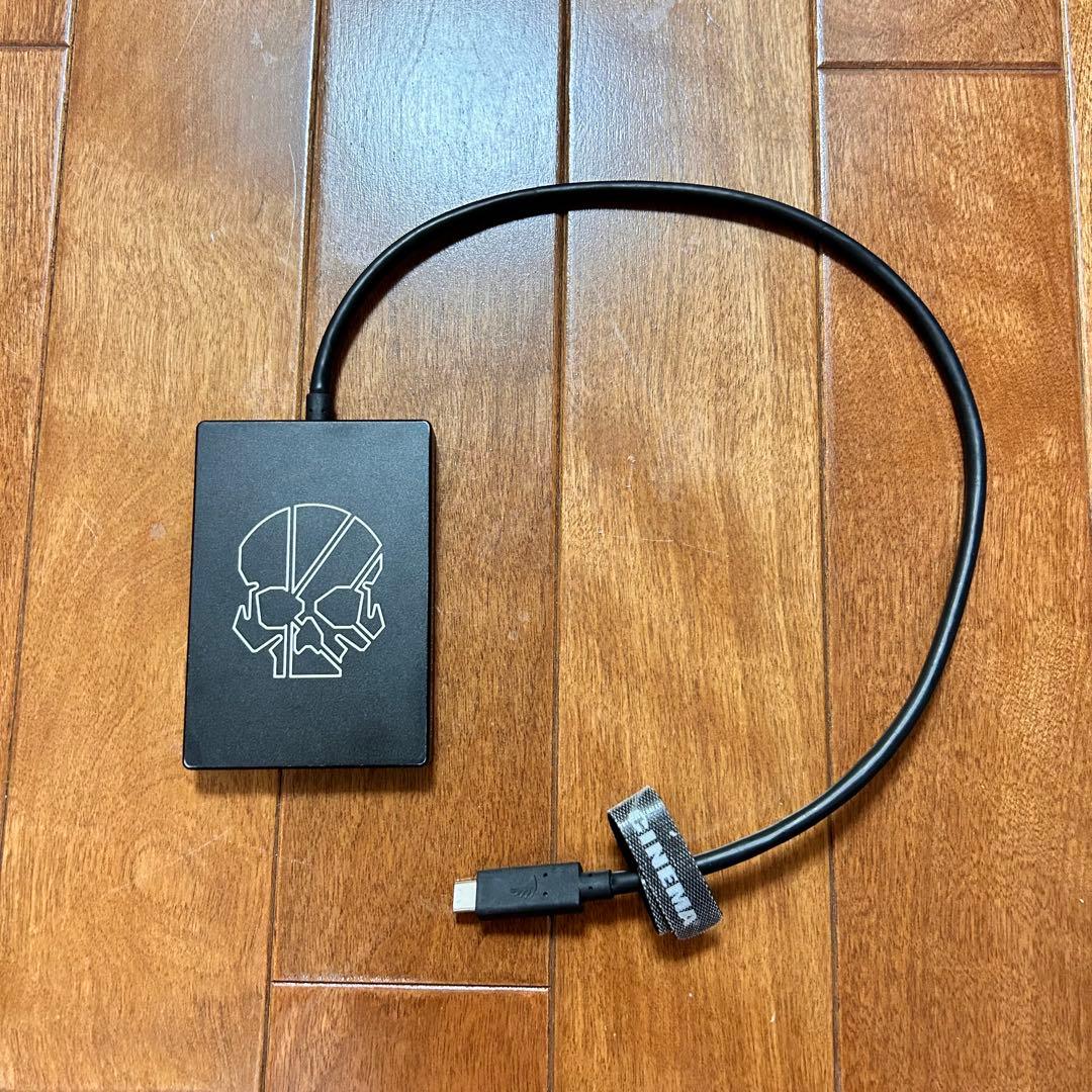 美品 RED KOMODO 6K 本体＋純正CFast512GB×3＋付属多数