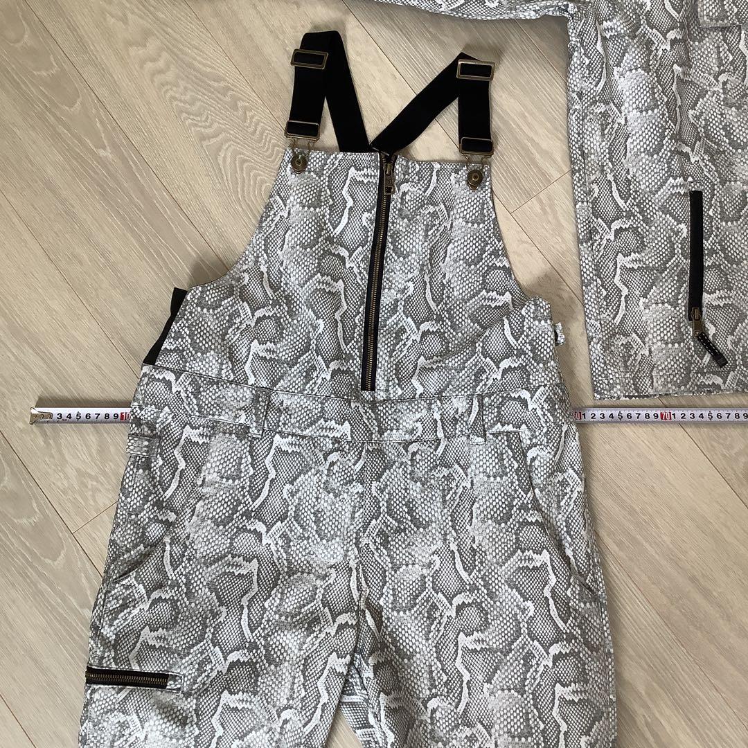 063DCレディーススノーボードウェアーLジャケット　ビブパン　セットアップ