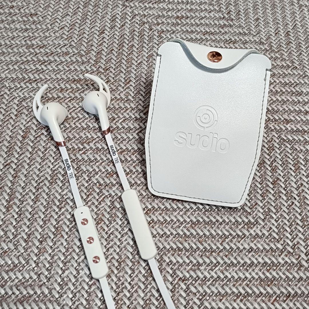 sudio Tre ワイヤレスイヤホン ホワイト