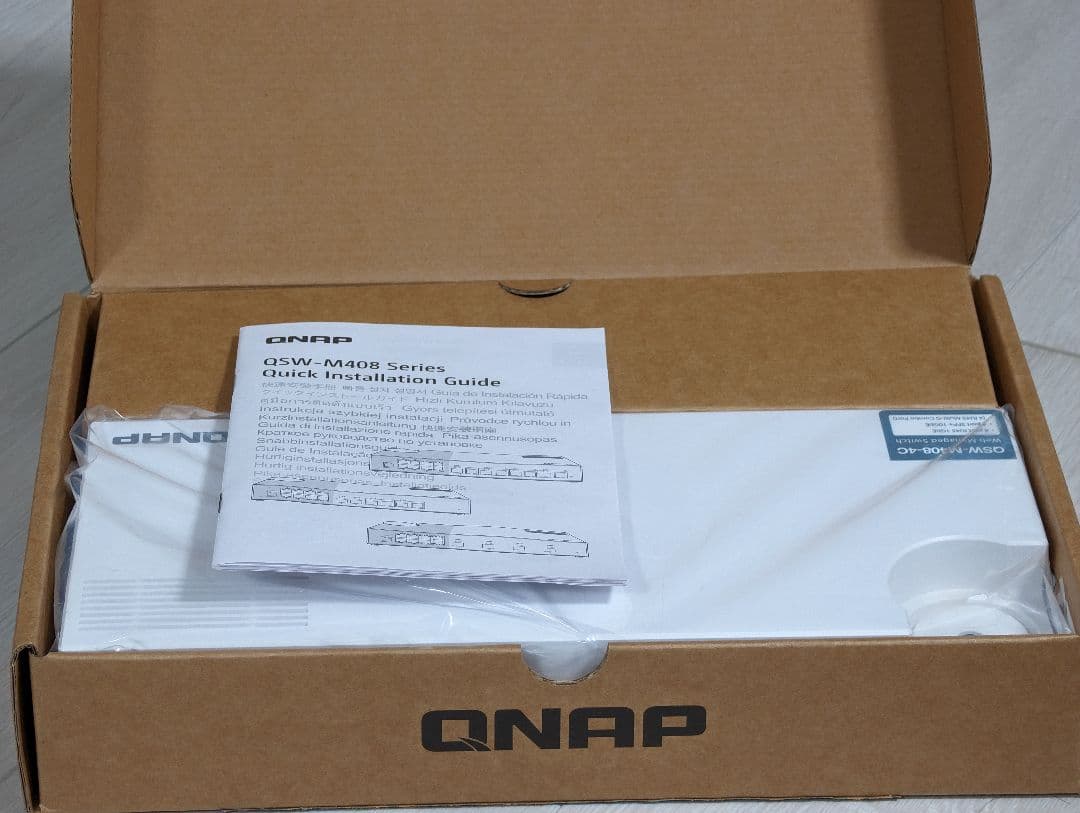 【10GbEを4ポート搭載】QSW-M408-4C QNAP