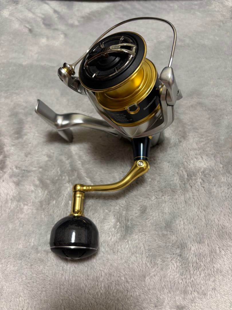 18 STRADIC SW 4000 HG スピニングリール