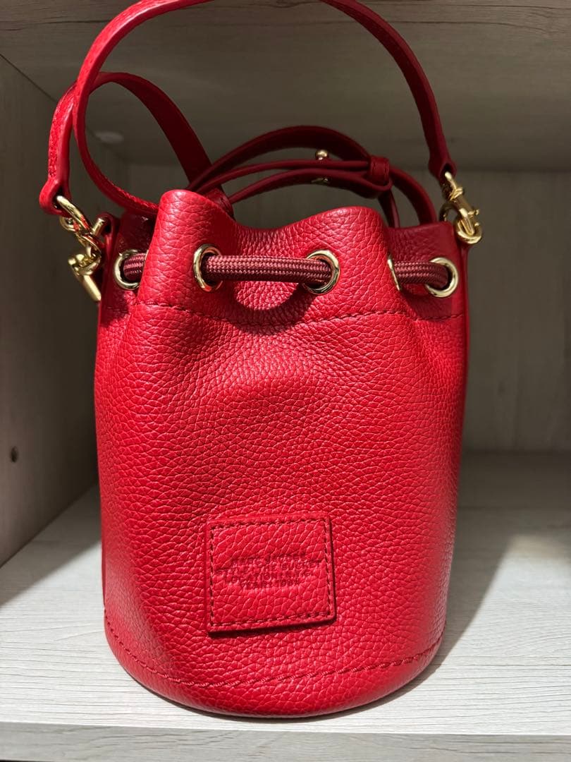 マークジェイコブス　バケットバッグ　赤
