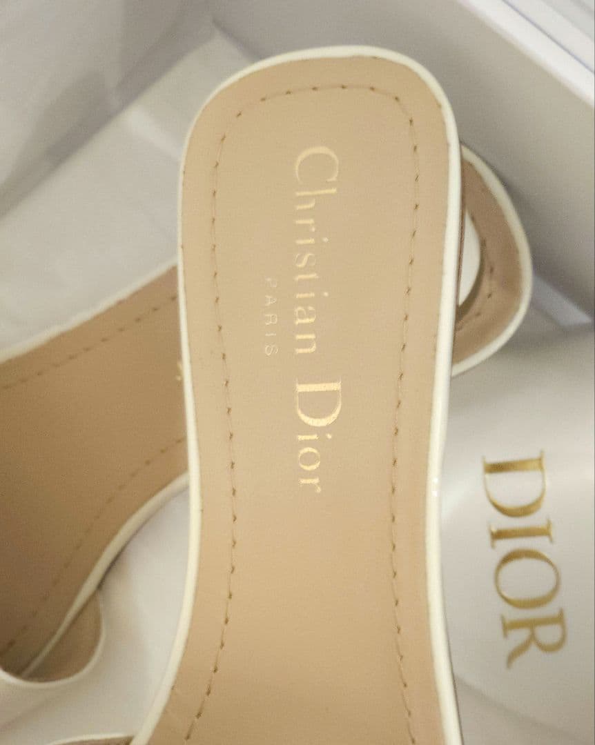 Christian Dior ホワイト ミュール C&Dロゴ
