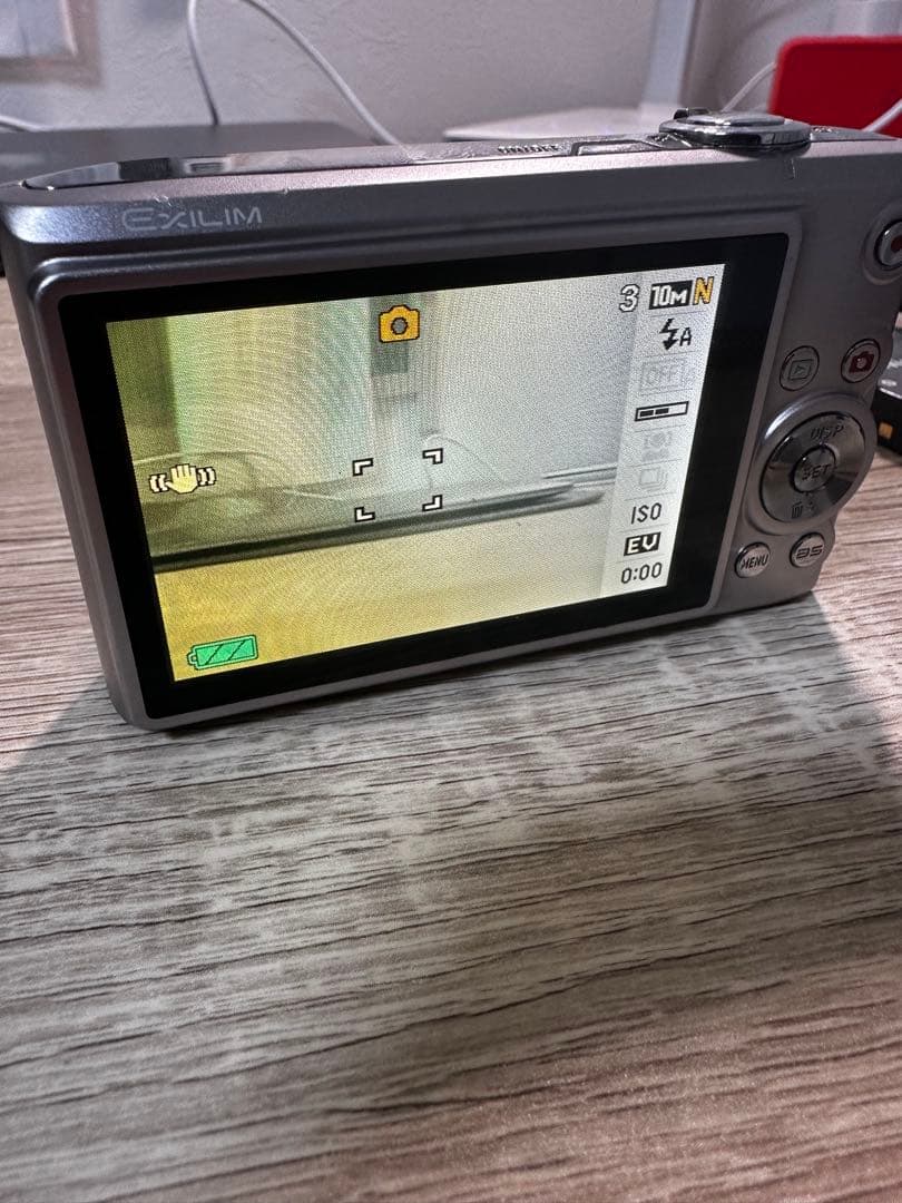 美品　Casio EXFILM EX-Z200 付属品完備　バッテリー2つ