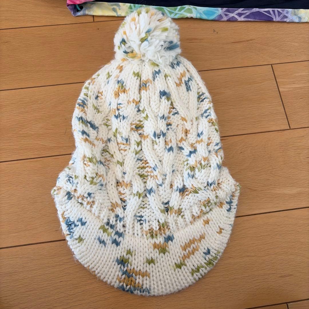 女性用スキーウェア　S 上下　帽子　手袋　靴下