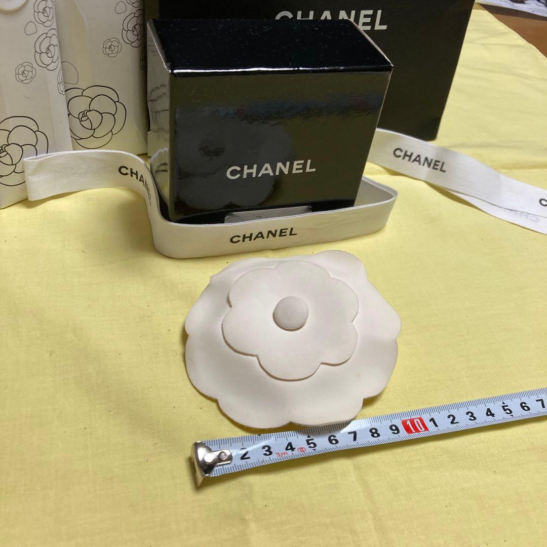 シャネルコサージュ