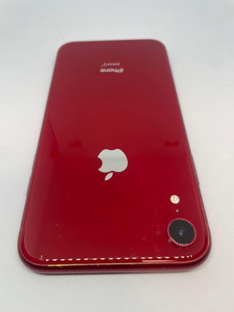 レッド iPhone XR 本体