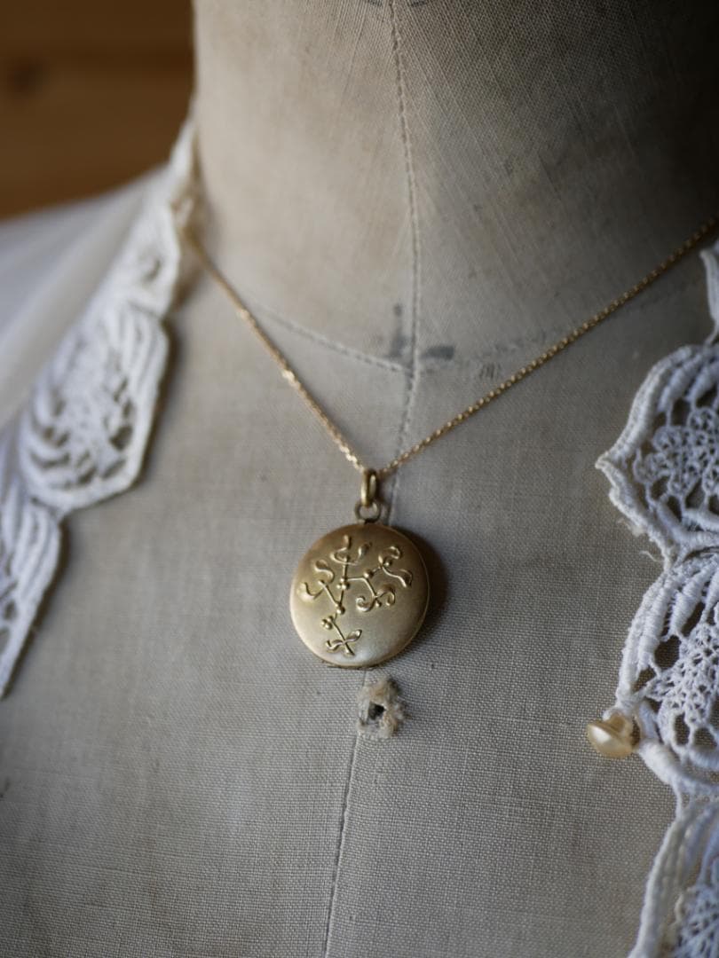 宿り木PARIS　ペンダント　フランスアンティーク　トップ