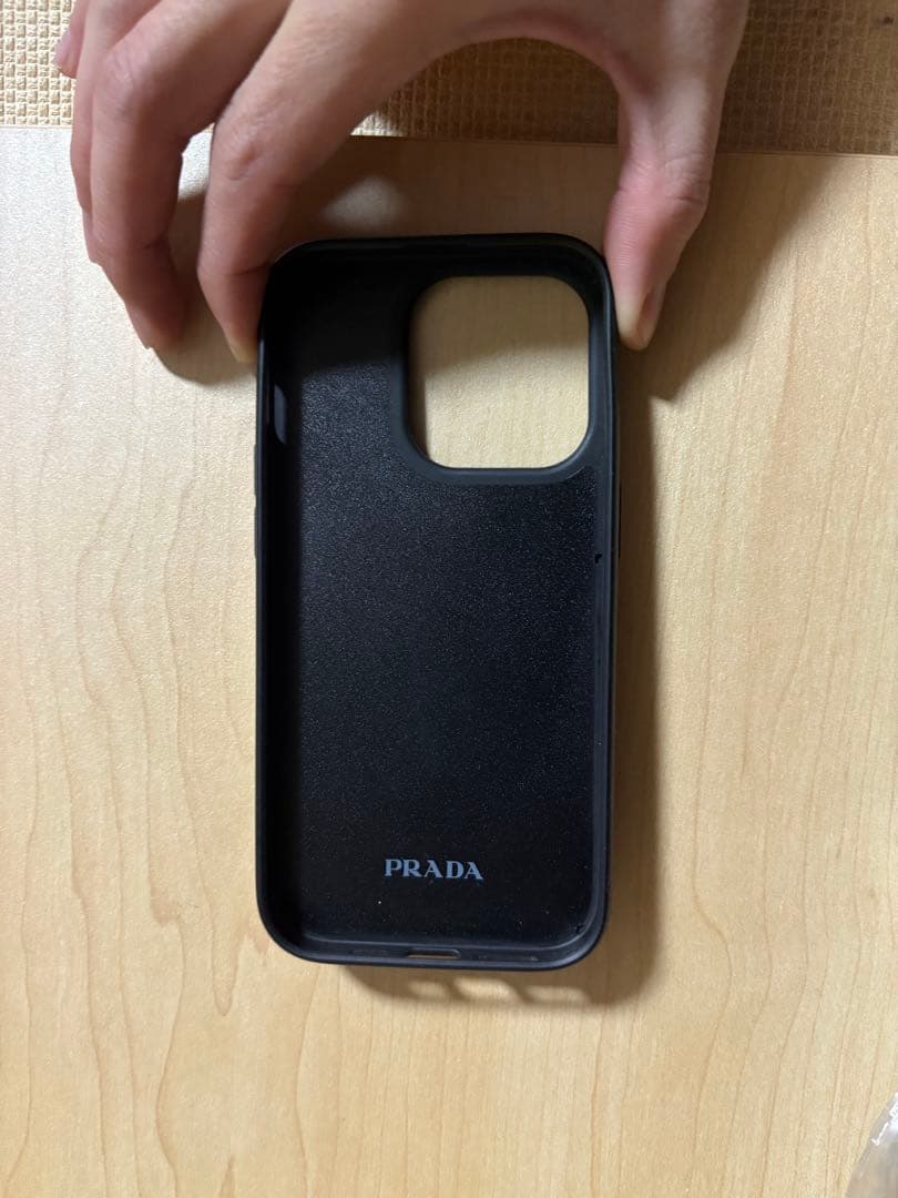 PRADA iPhone用ケース