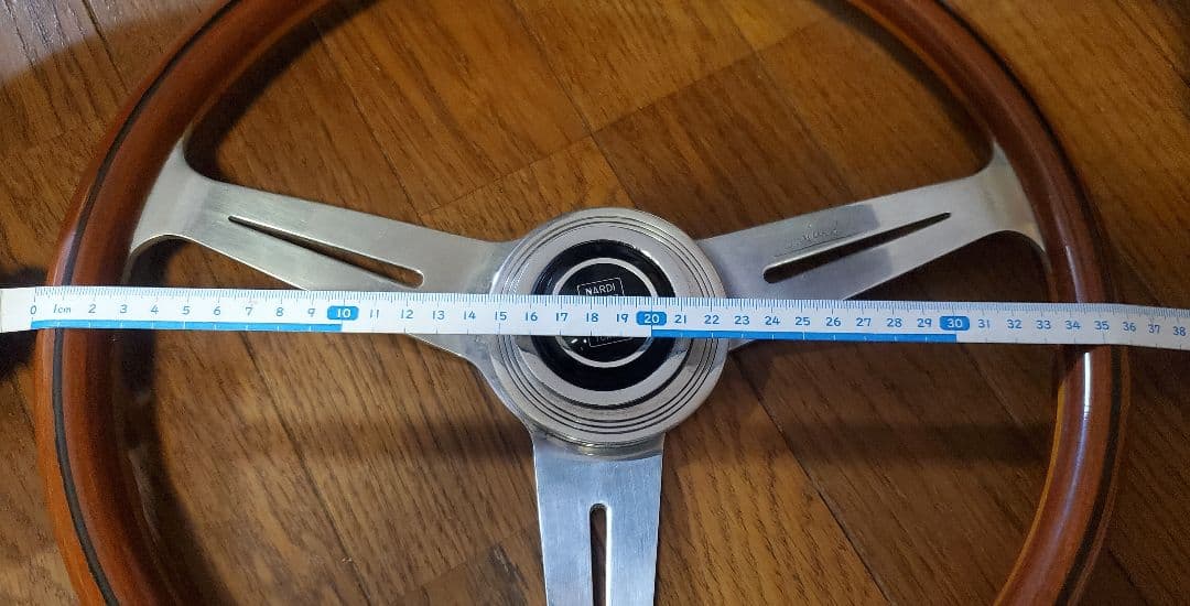 ナルディ　ステアリング　当時物　直径約36センチ