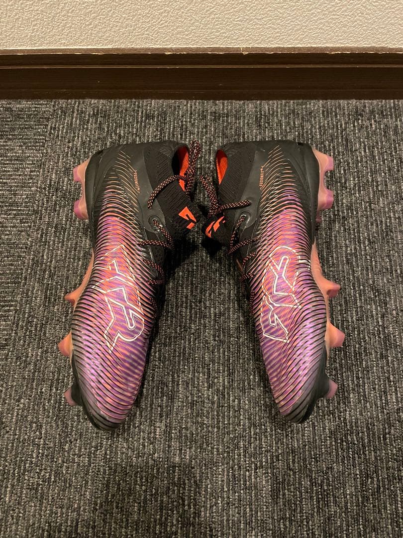 PUMA サッカーシューズ ハイカット ブラック/パープル　27cm