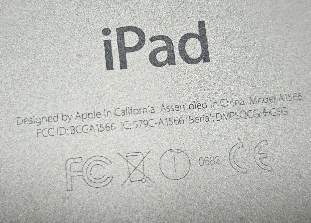 ipadAir 32GB 本体　カバー付き