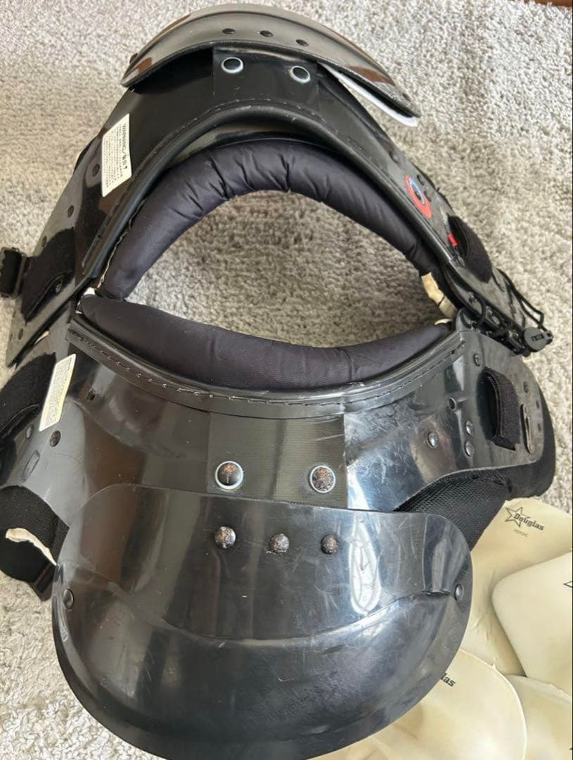 美品⭐️アメリカンフットボール用ショルダーパッド