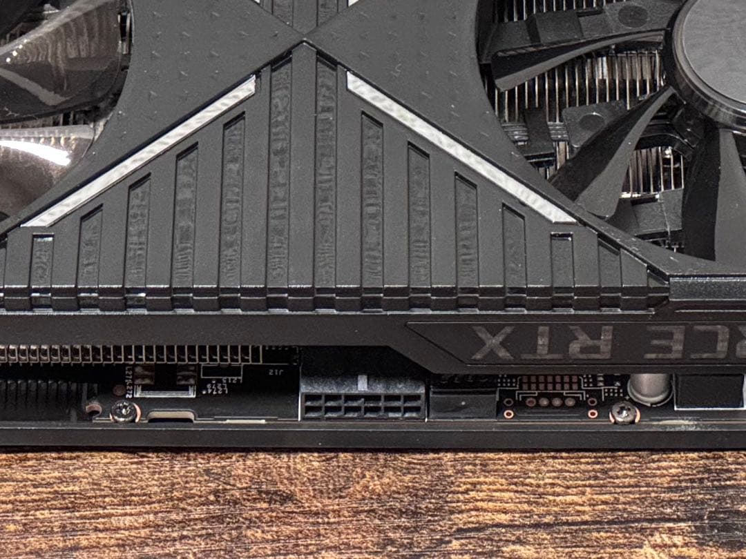 NVIDIA GeForce RTX 3070 グラフィックカード