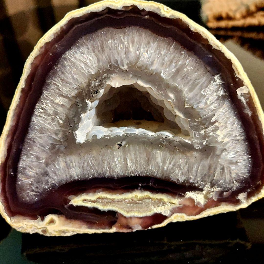 総重量およそ２キロ！　トレジャーメノー笑口 ペア 原石　240