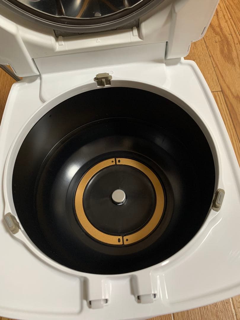 2023年製 NJ-VED10-W 三菱 本炭釜 5.5合 IH炊飯器