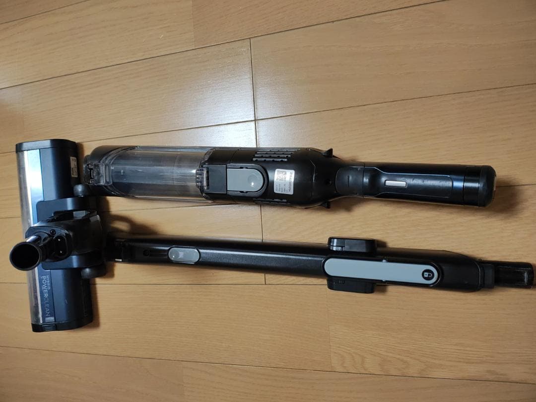 シャーク★コードレスクリーナー★CS601JBL★バッテリー新品と同等