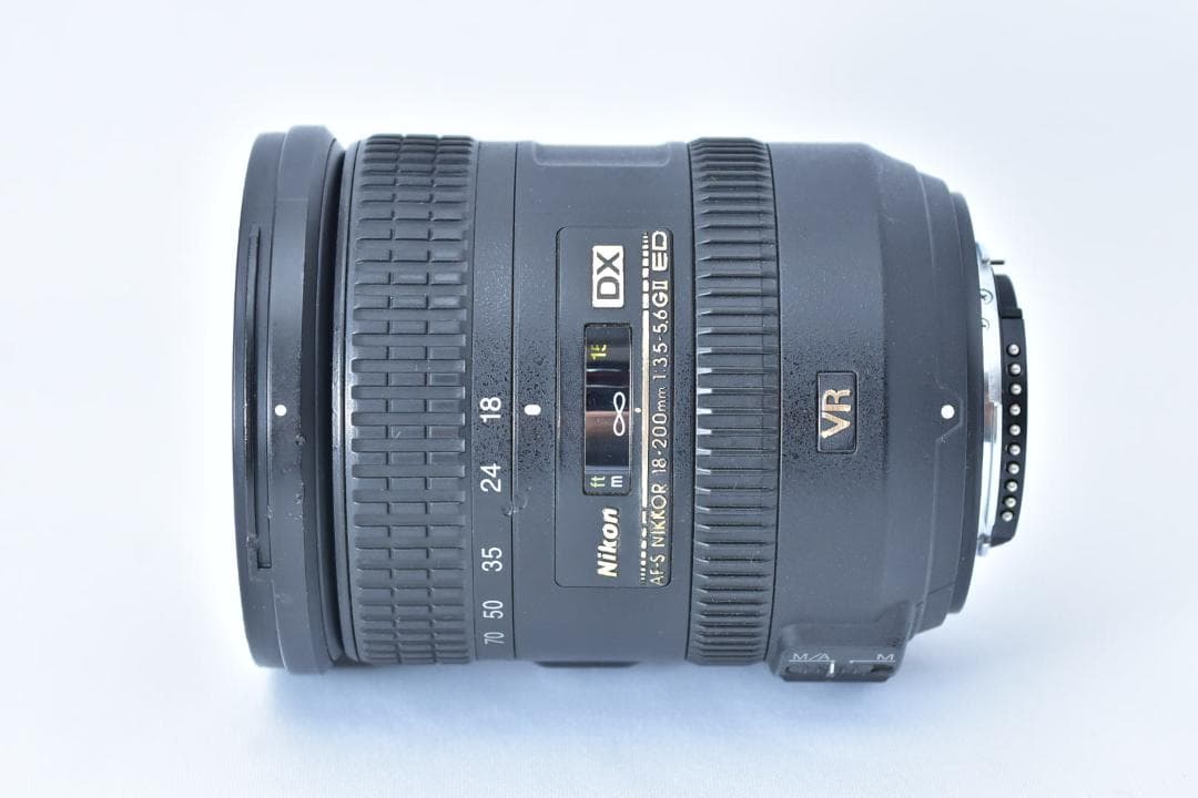Nikon ニコン AF-S 18-200mm F3.5-5.6 G VR II