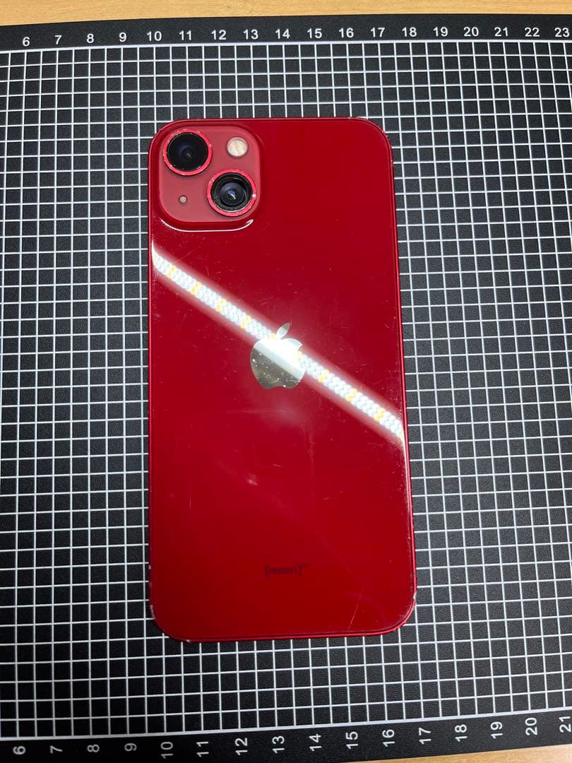 iPhone13本体