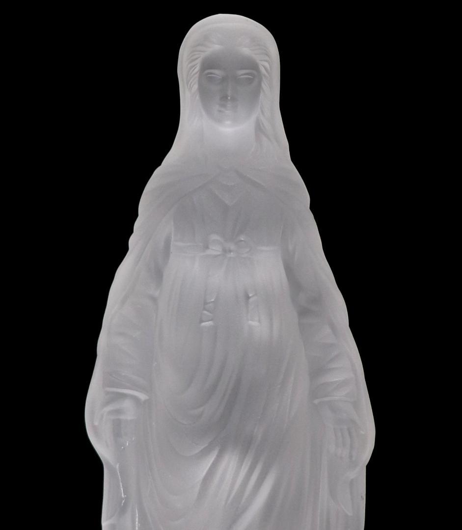 オールド・バカラ 極稀少1880年頃 蛇を踏みつけるマリア像 26cm フロスト