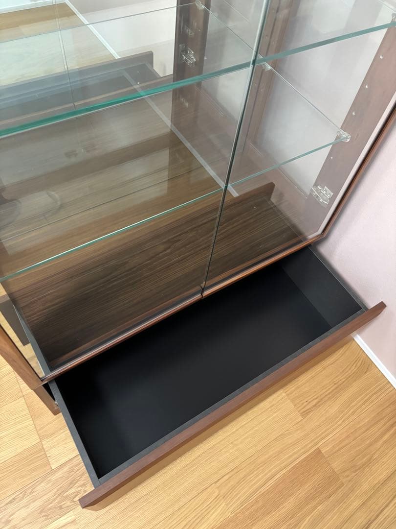 モリタインテリア　工業　キャビネット　トロフィー　棚　食器棚　フィギュア　本棚