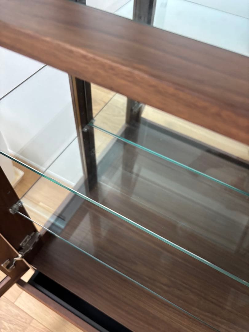 モリタインテリア　工業　キャビネット　トロフィー　棚　食器棚　フィギュア　本棚