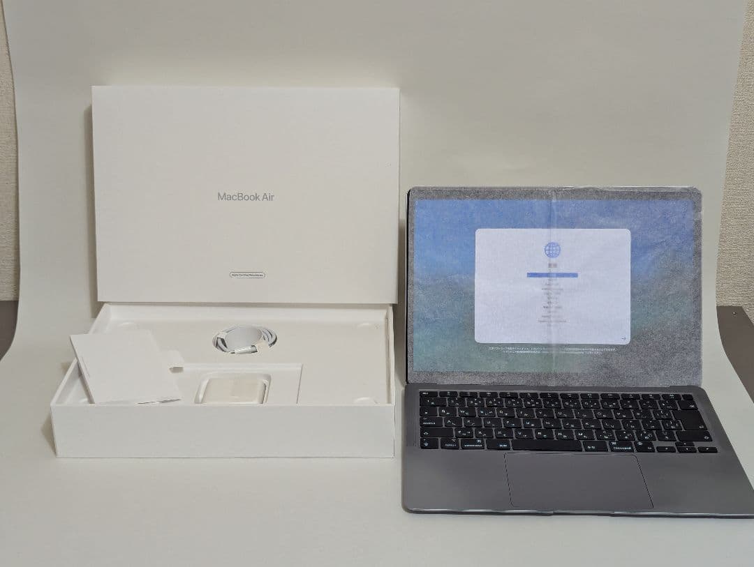 M1 MacBook Air 13インチ 8GB/256GB スペースグレイ