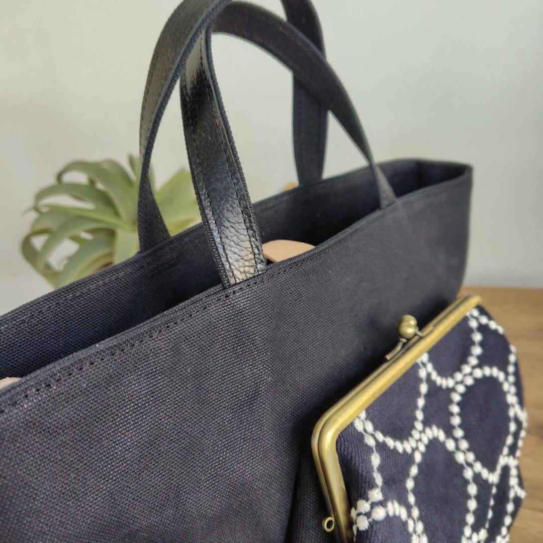 よじょーはん様 /2025タンバリンネイビー×白/がま口ポケット付きMSトート