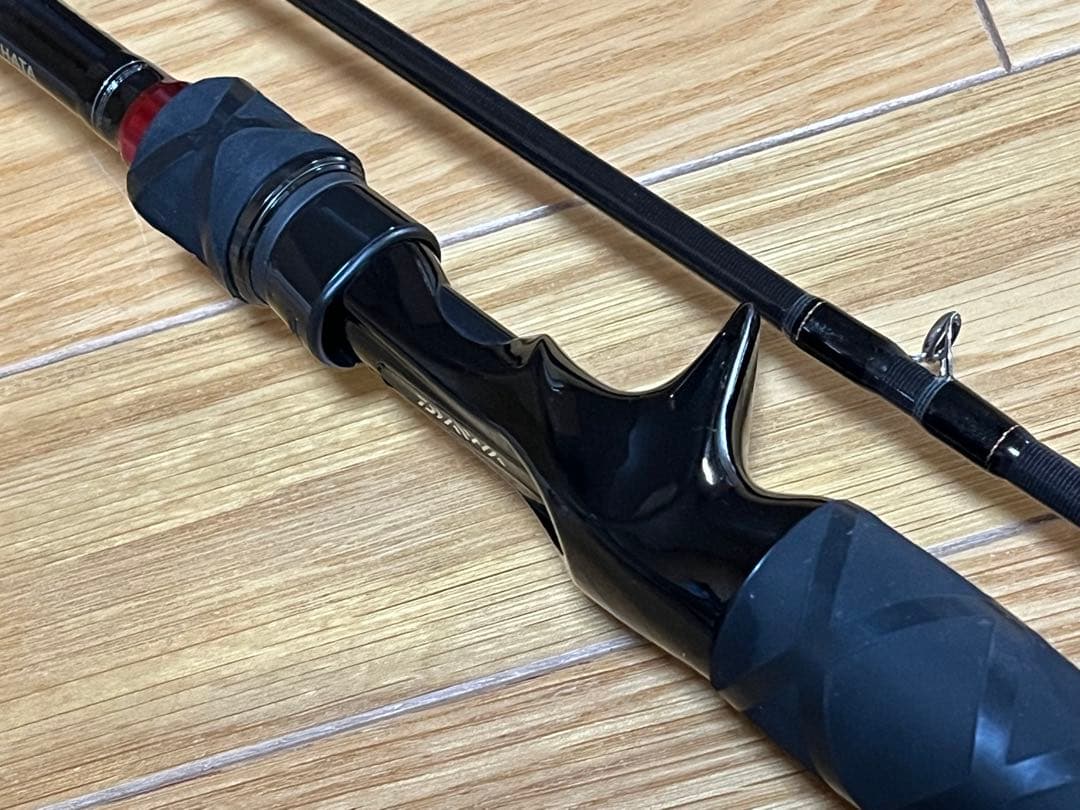 【ロックフィッシュロッド】 ダイワ HRF KJ77MHB