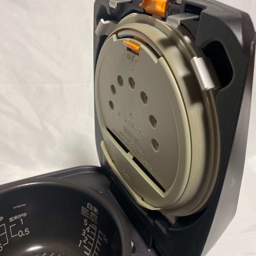 22年製5.5合 日立 圧力&スチームふっくら御膳 RZ-TS105M ブラック