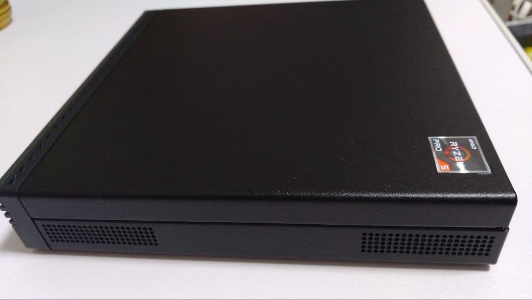 Lenovo ThinkCentre M75q Gen 2 ミニPC