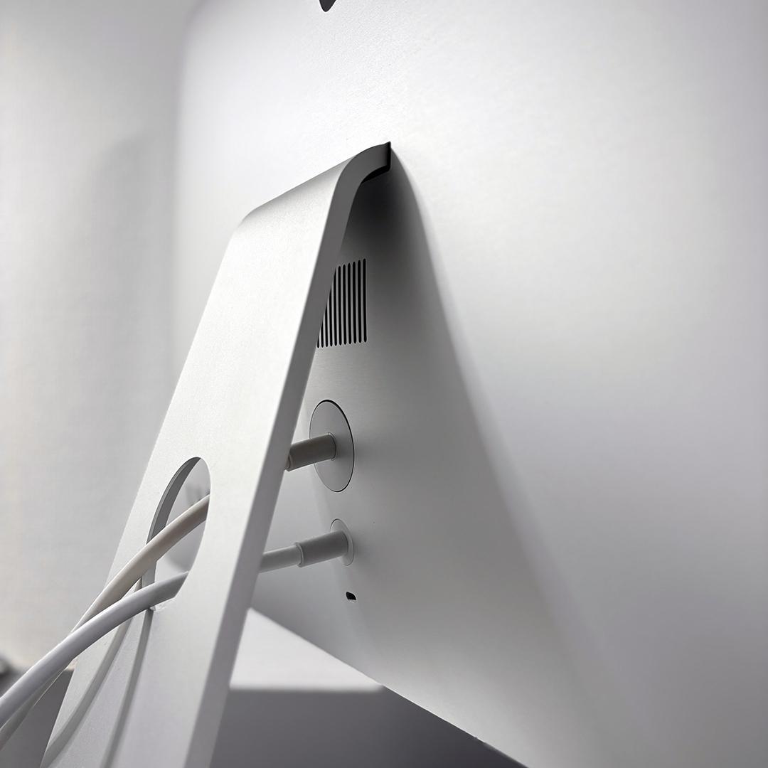 Apple LED Cinema Display 24インチ/美品