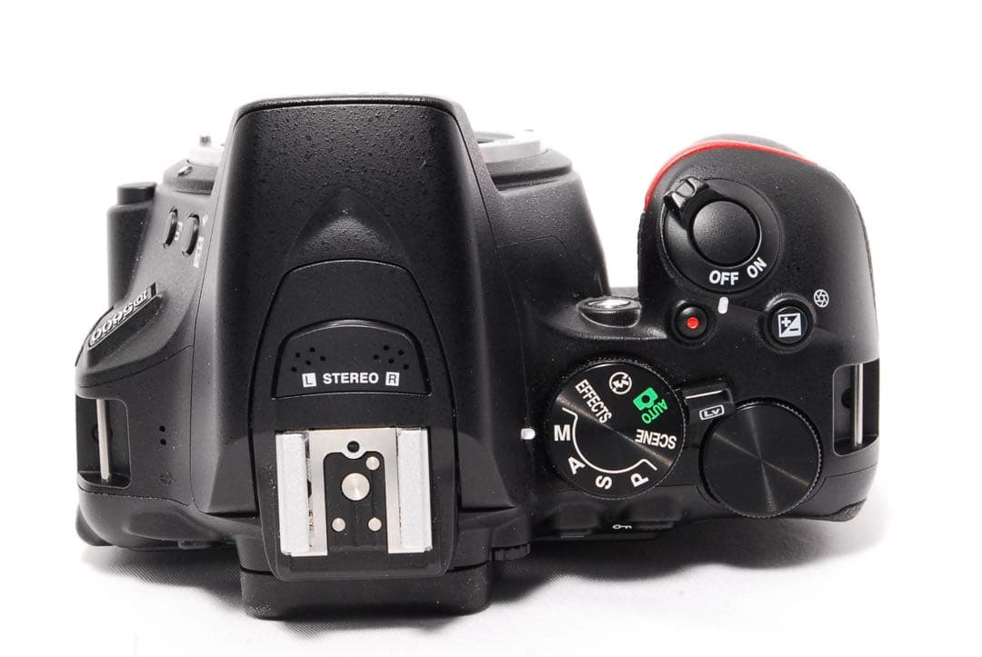 ショット数5710◆Nikon D5600◆一眼レフカメラ◆WiFiで楽々転送◆