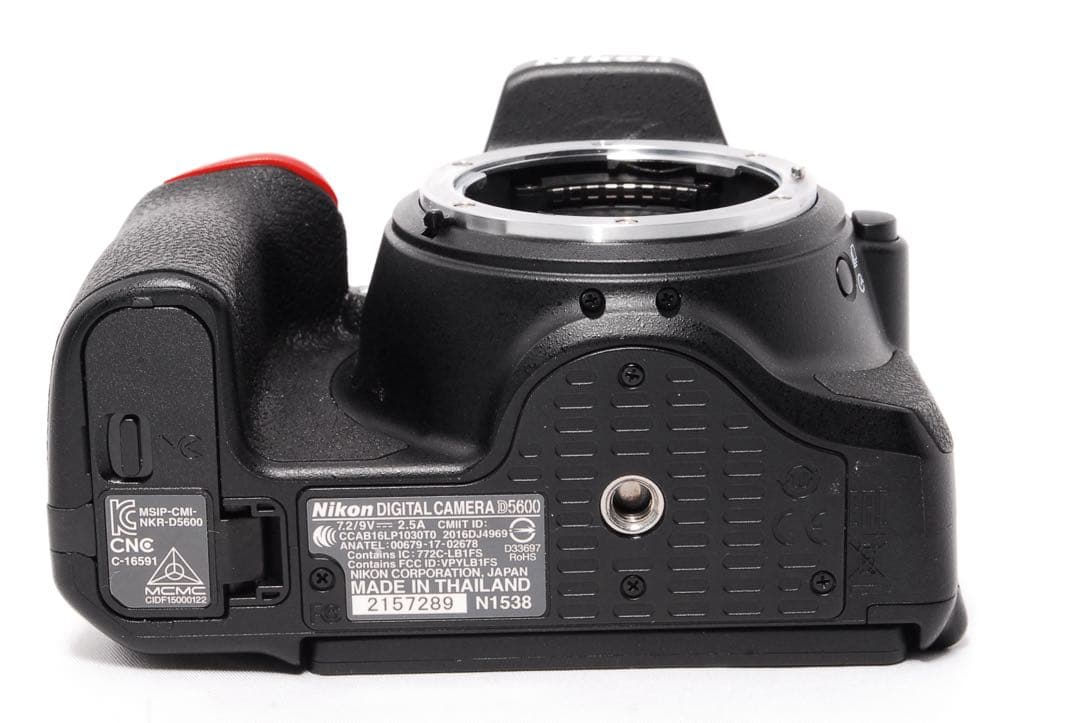 ショット数5710◆Nikon D5600◆一眼レフカメラ◆WiFiで楽々転送◆