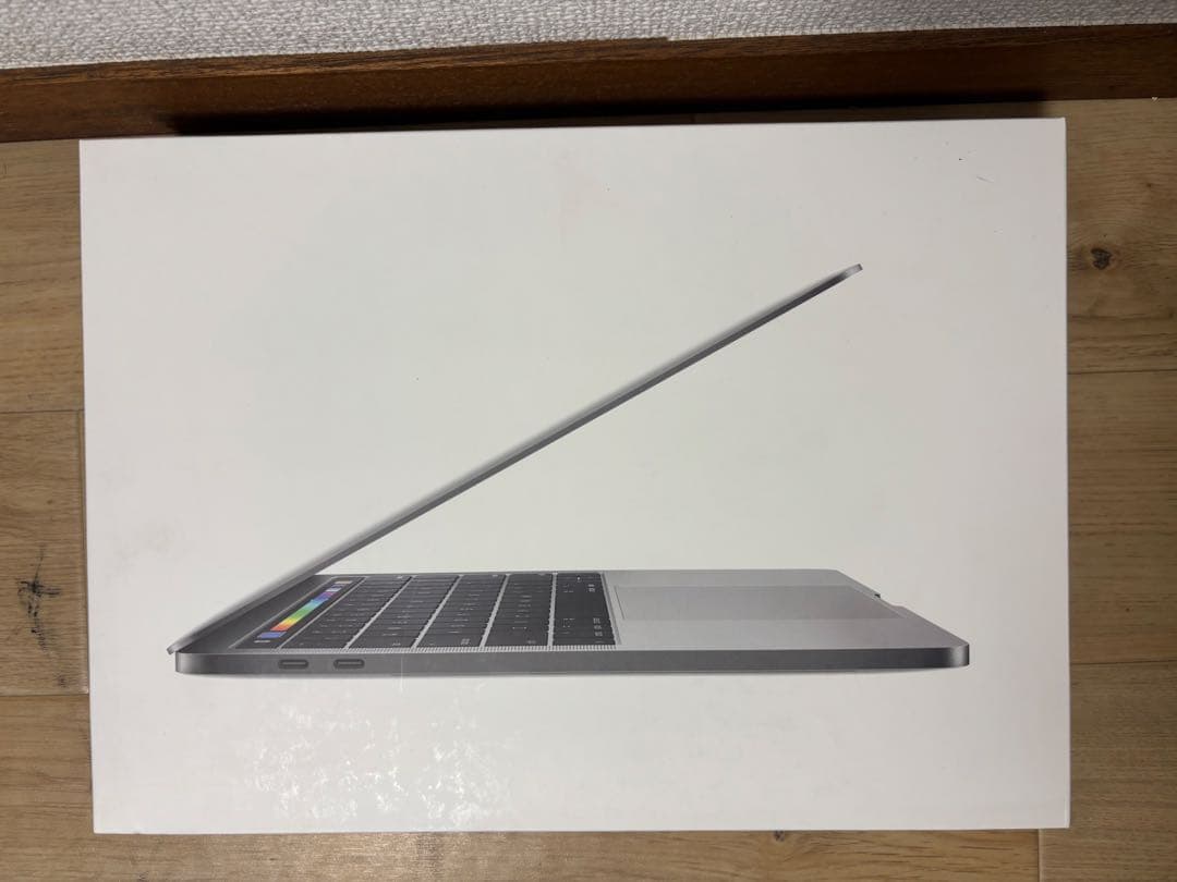 バッテリー新品　MacBook Pro 13インチ　A1706 500GB