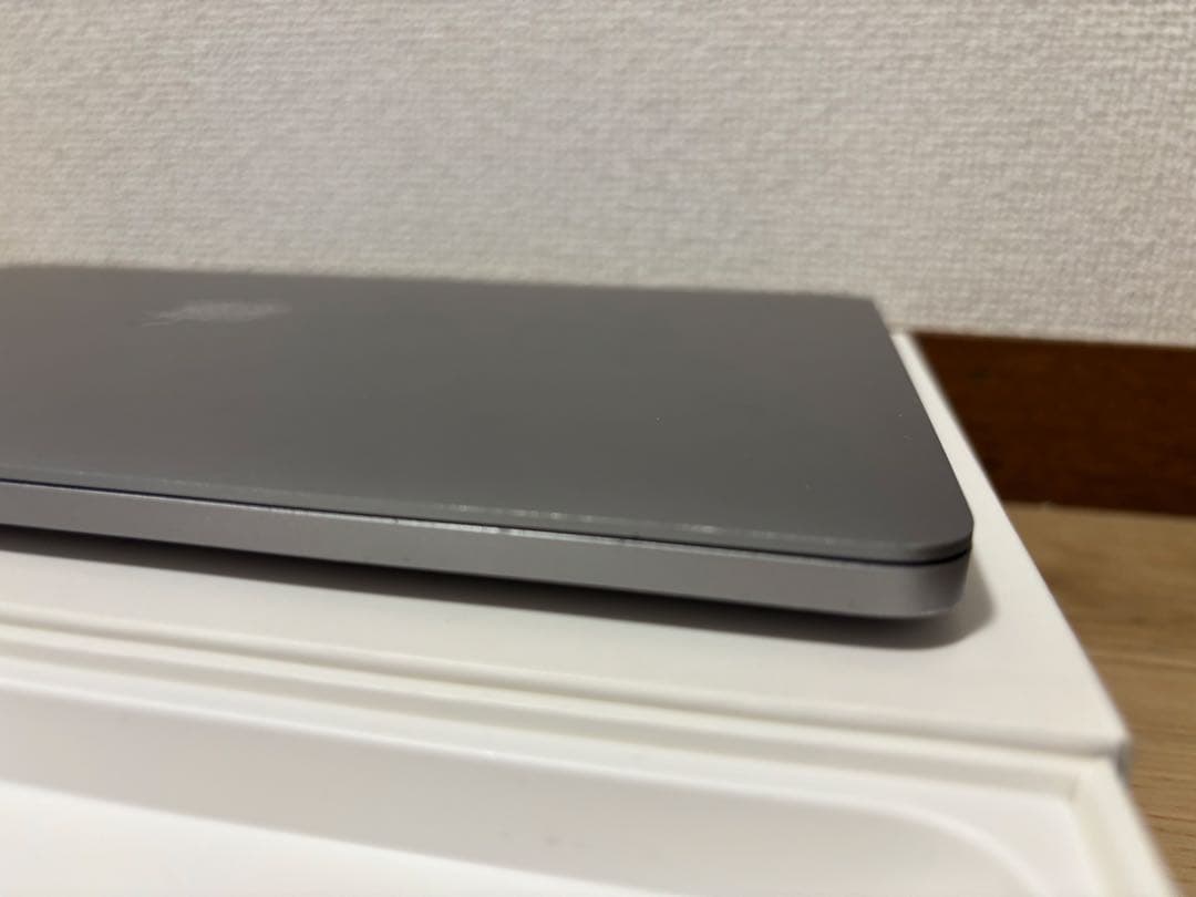 バッテリー新品　MacBook Pro 13インチ　A1706 500GB