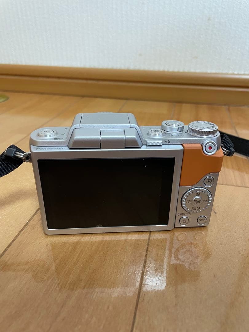 パナソニック　LUMIXG dmc-gf7w ブラウン