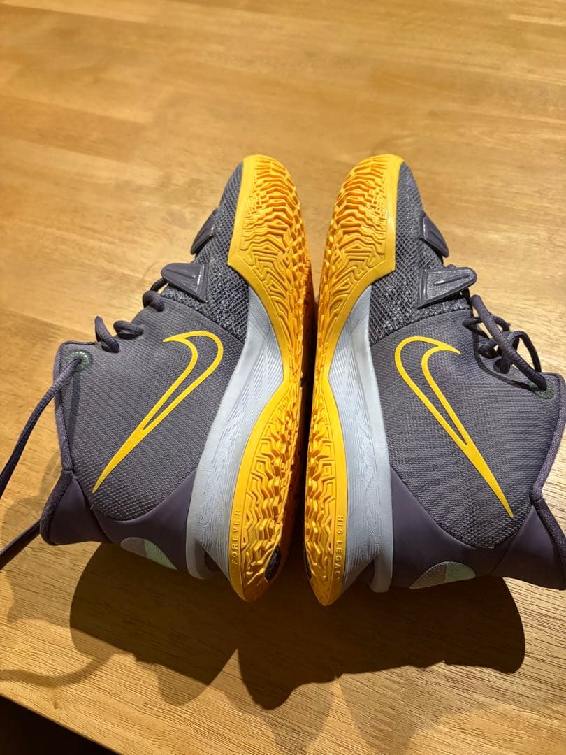 シューズ(男性用) Nike Kyrie 7