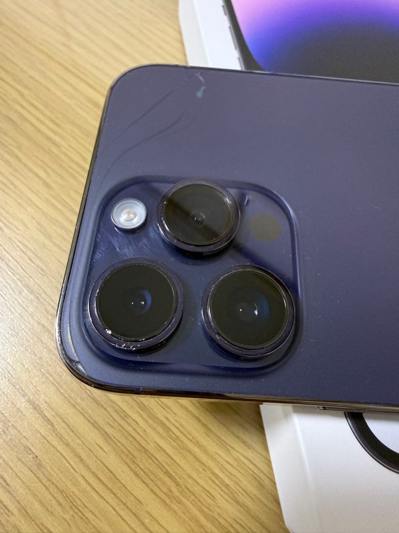 Apple iPhone 14 Pro Maxパープル 本体とケース付き