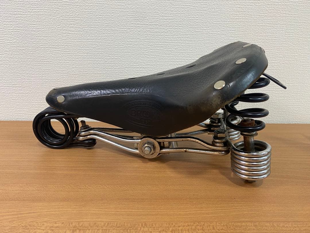 BROOKS B67 サドル レザー製 スプリング付き