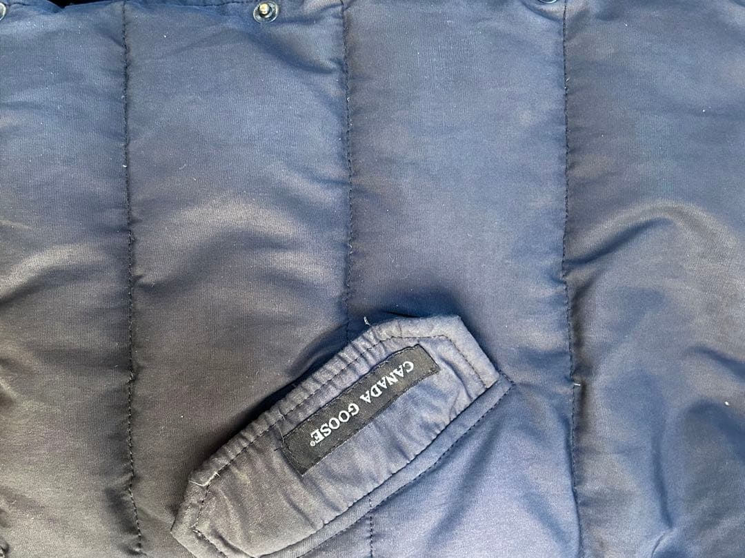 カナダグース ブラック ダウンベスト