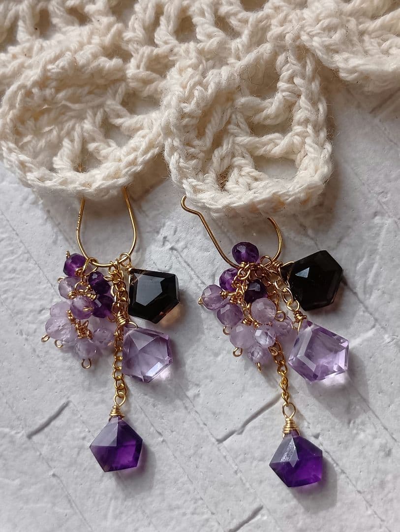 614/14kgf宝石質ペンタゴンカットのイヤリングorピアスチャーム