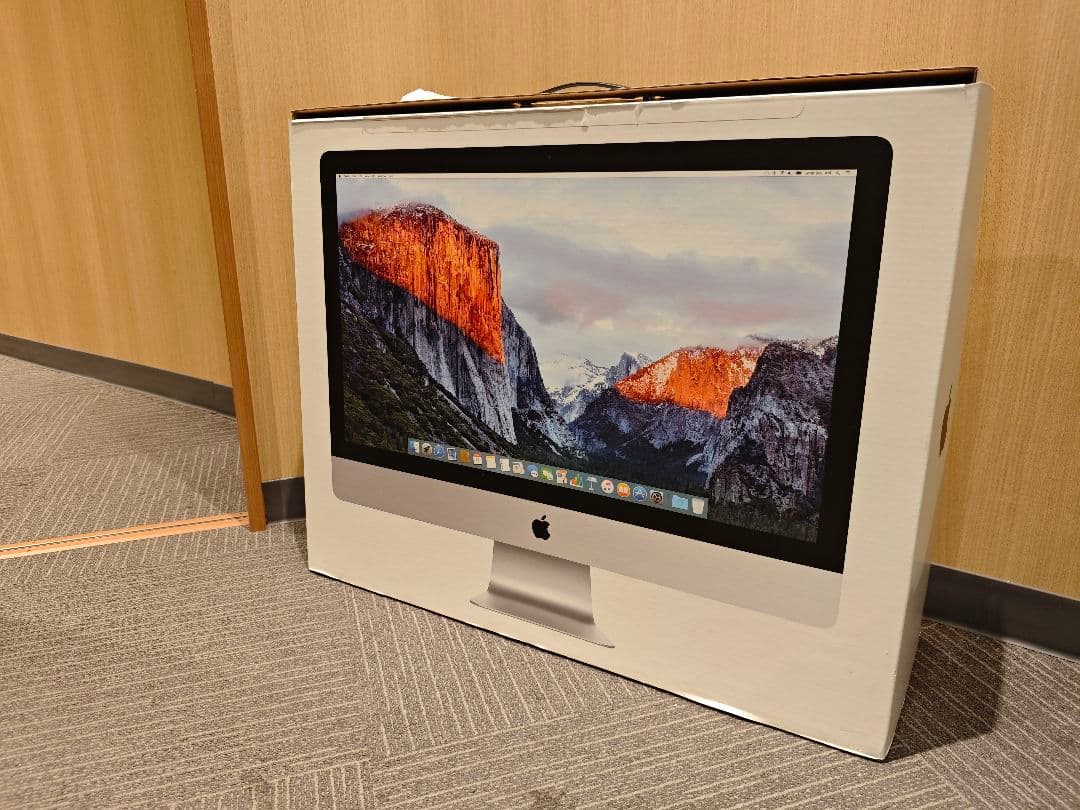 本体と元箱 Apple iMac 27インチ シルバー M395X 5K