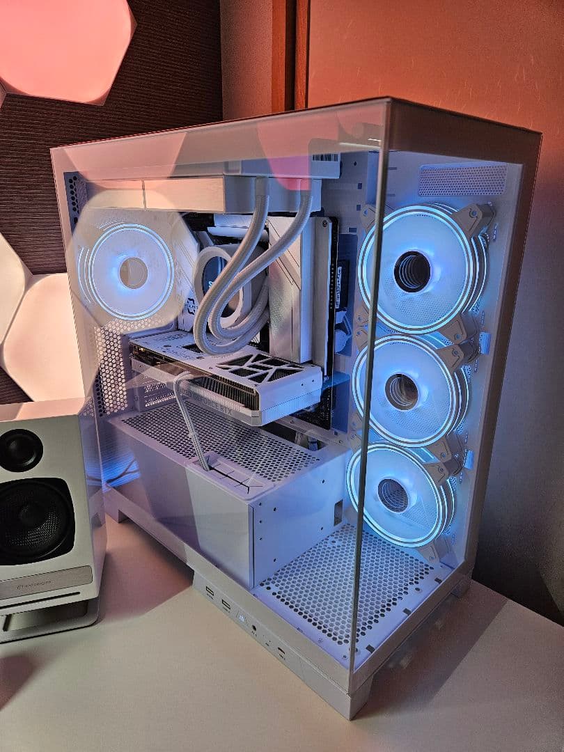 グラフィックボード・グラボ・ビデオカード INNO3D GeForce RTX 4070 Super 12GB