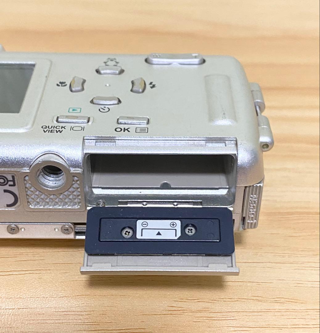 OLYMPUS μ15