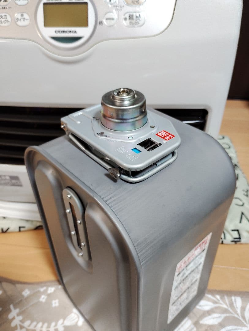【美品】CORONA★ 石油ファンヒーター★ ホワイト