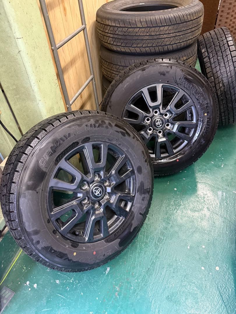 けんきち様。専用 ランクル250 純正18インチホイール＋スタッドレス