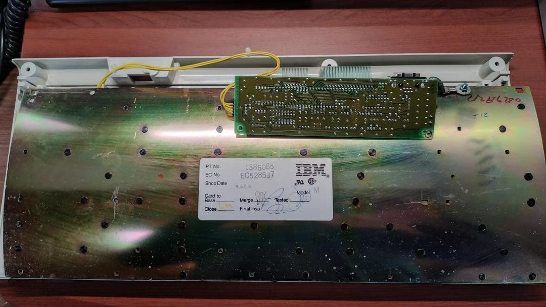 IBM Model M 1390131 角ロゴ動作確認済（1986-Aug-6）