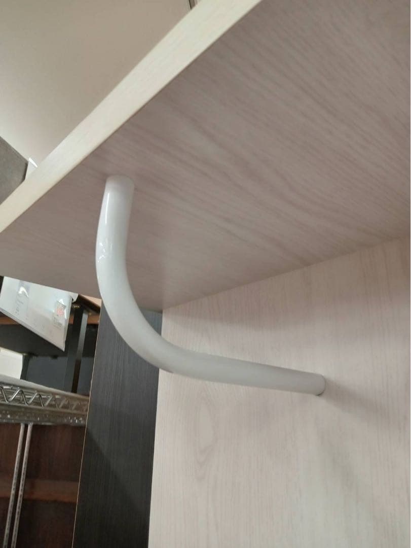 北九州市福岡市限定　ミラー付きキャビネット　衣類収納　キャスター付きで移動可能